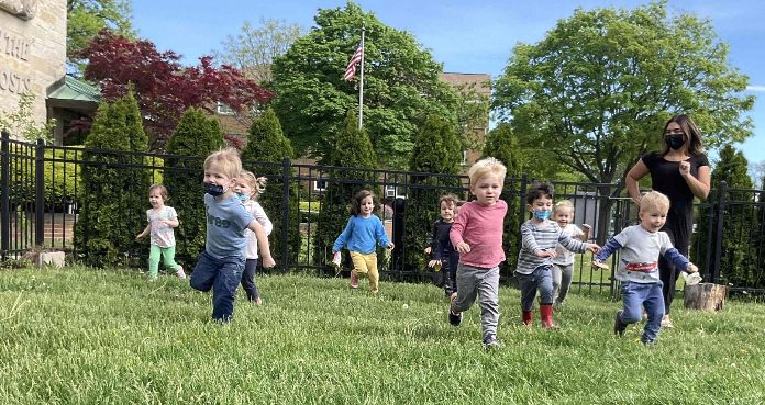 Summer-Camp-Kids-Playing-Outside