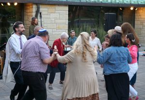 Dancing-at-Friday-Musical-Shabbat